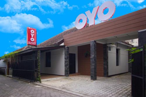 Фотография гостиницы OYO 572 Omah Gedongkuning Syariah Homestay