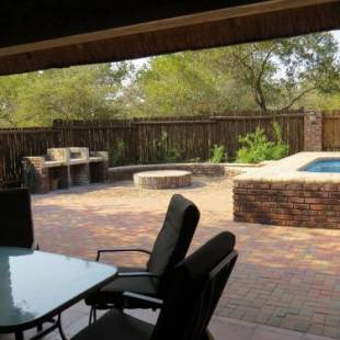 Фотографии гостевого дома 
            Crowe's Nest