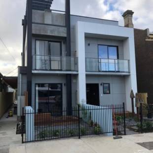 Фотографии апарт отеля 
            Nomads Nest Geelong