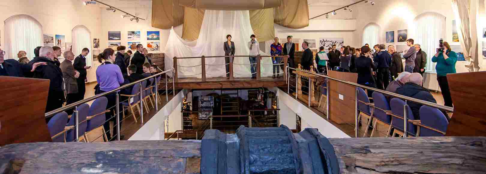 Фотография конференц-зала Зал экспозиционно-выставочного корпуса Морской Кёнигсберг-Калининград