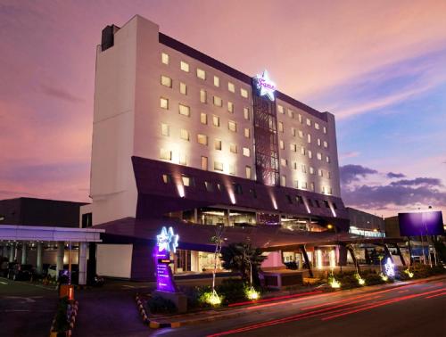 Фотографии гостиницы
Fame Hotel Gading Serpong