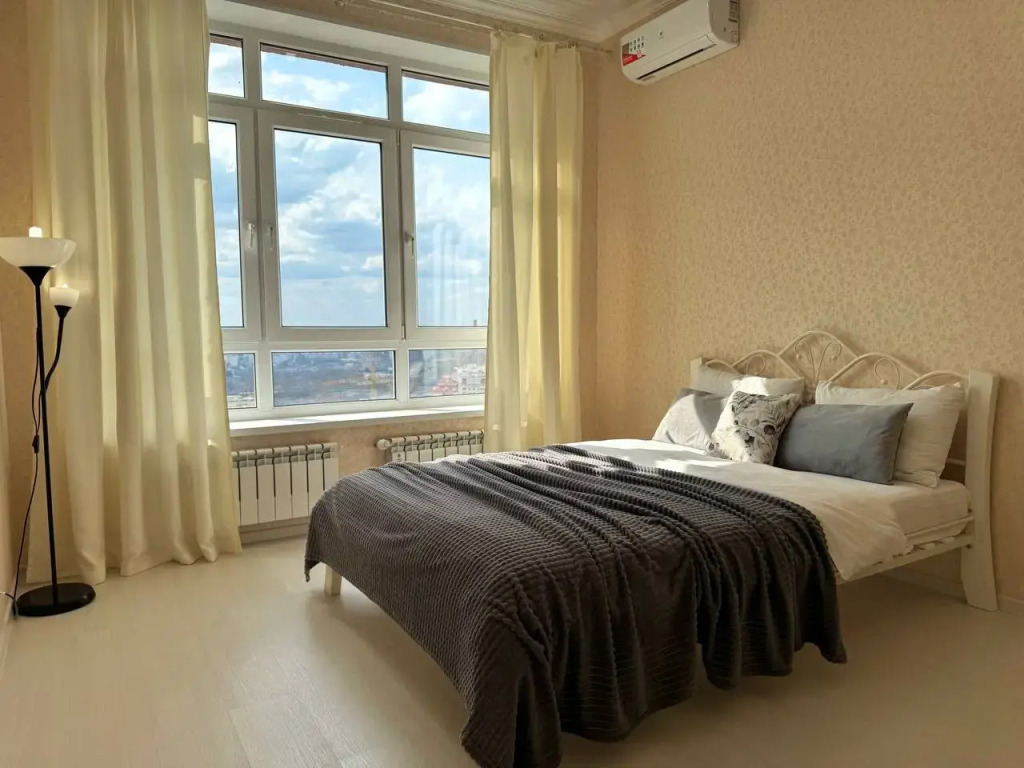 Фотография квартиры Апартаменты Аврора на Михалицына 1, 16 этаж