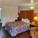 Фотография мотеля Travelodge by Wyndham Albuquerque West