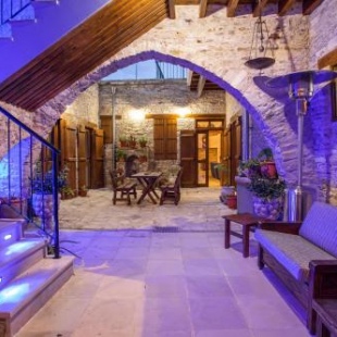 Фотография гостевого дома Lazaros Stonehouse