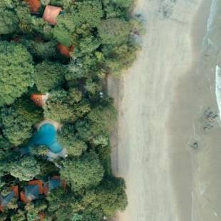 Фотографии гостиницы
Capitán Suizo Beachfront Boutique Hotel