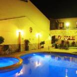 Фотография гостиницы Adventure Inn