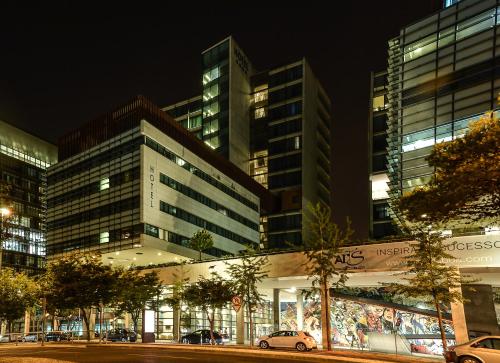 Фотография гостиницы VIP Executive Arts Hotel