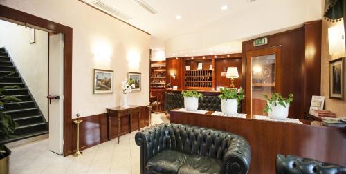 Фотография гостиницы Astor Hotel