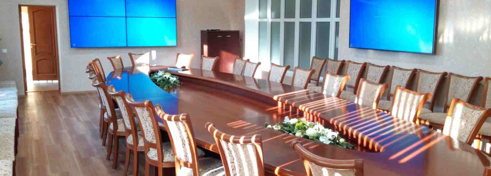 Фотография конференц-зала Брифинг