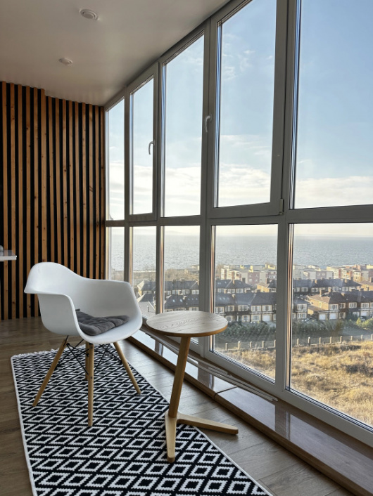 Фотографии квартиры 
            Квартира Студия на Новой набережной с панорамными окнами на Волгу