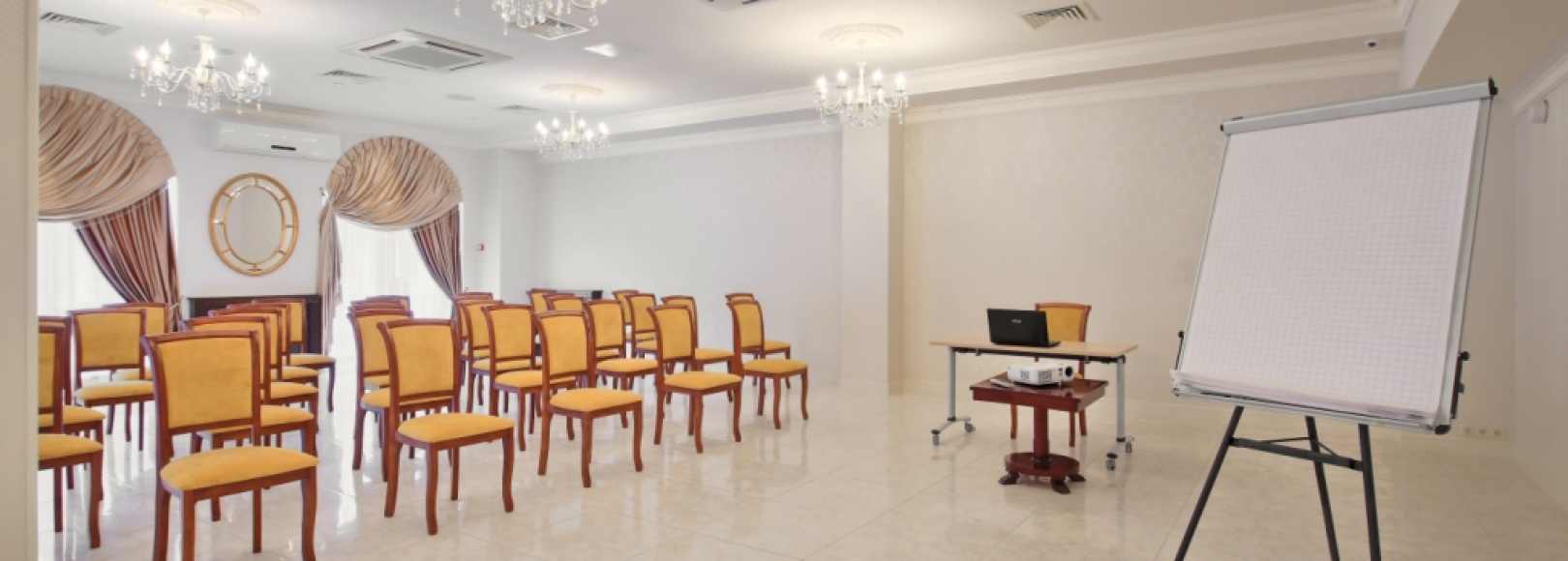 Фотография конференц-зала Плаза Ессентуки