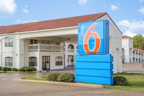 Фотография гостиницы Motel 6-Canton, TX