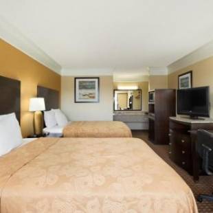 Фотографии мотеля
Travelodge by Wyndham Hinesville