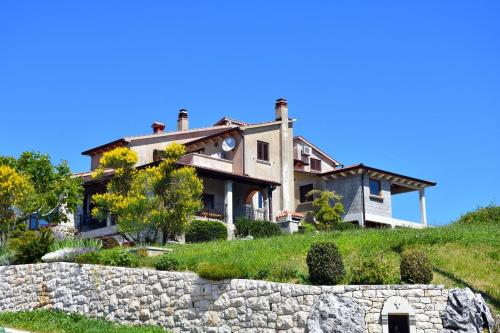 Фотография гостевого дома Apartments for families with children Presika, Labin - 11656