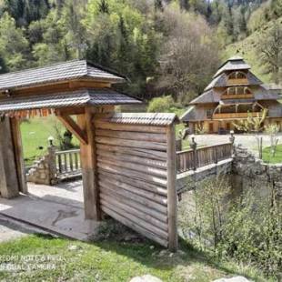 Фотографии базы отдыха 
            Farmstay Oka i Po