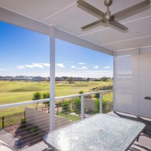 Фотография гостевого дома Time Away - 50 Turnberry Drive