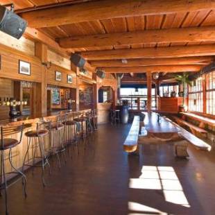 Фотографии гостиницы
The Powderhorn Chateau