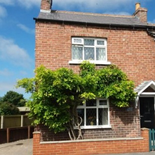 Фотография гостевого дома Sunnyside Cottage, Filey