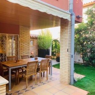 Фотография гостевого дома Casa Cambrils Bahia