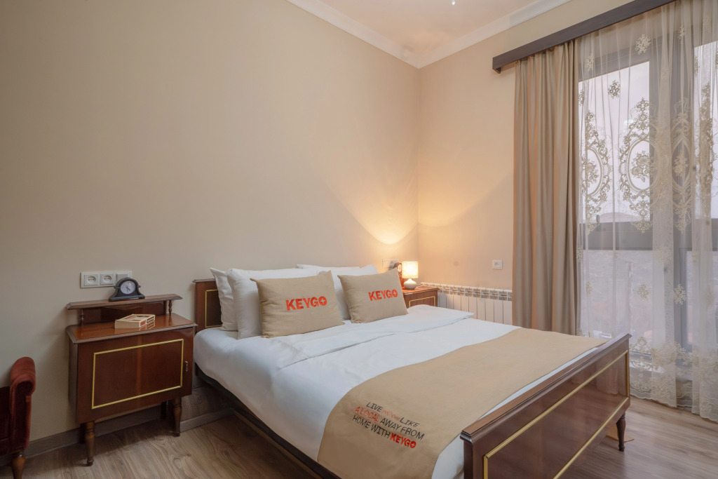 Фотография квартиры Апартаменты KeyGo 0222 рядом с парком Дианы Абгар