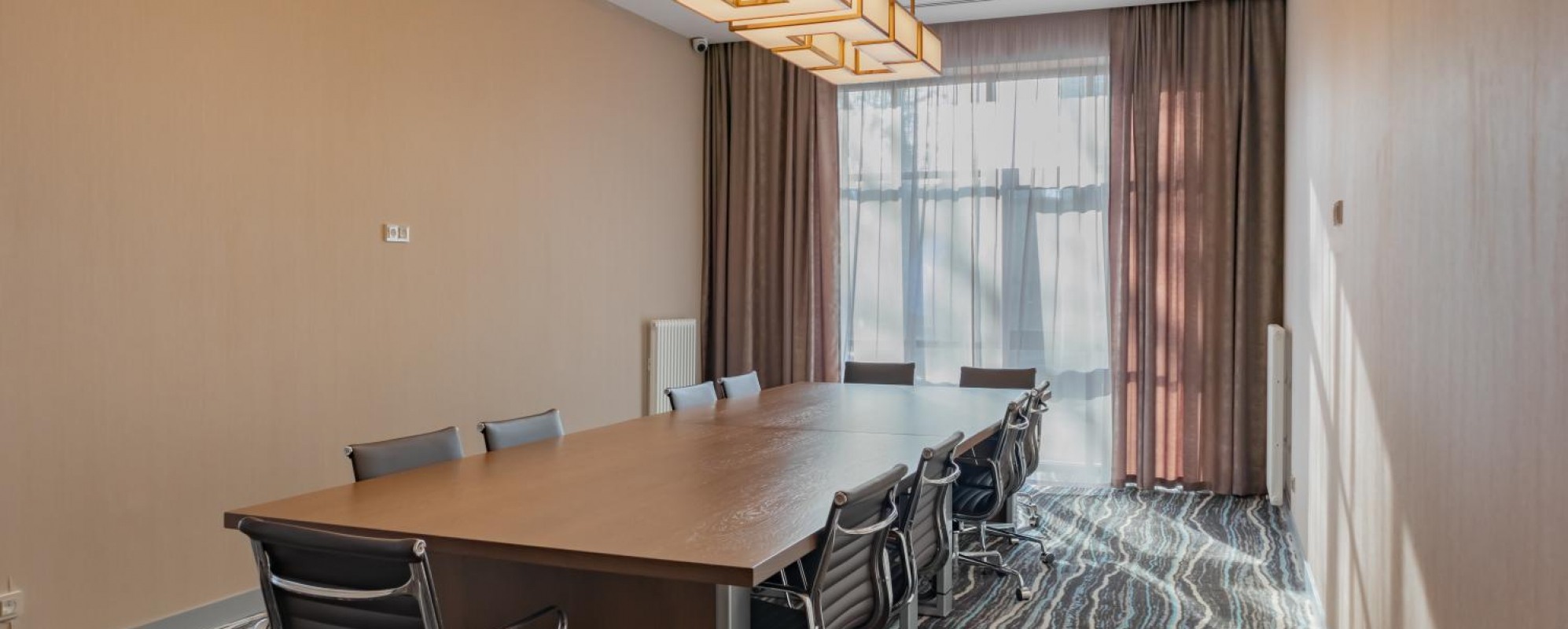 Фотографии комнаты для переговоров Verum