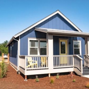 Фотография гостевого дома Gray`s Star Cottage - Oyhut Bay Seaside Village