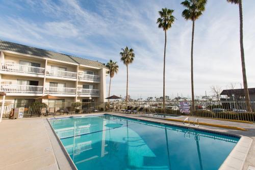 Фотография гостиницы Dana Point Marina Inn