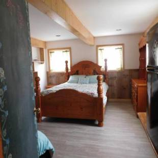 Фотографии мини отеля
No View Farm