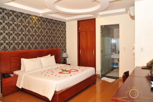 Фотография гостиницы Queen Central Hotel