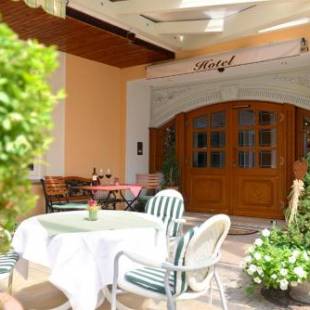 Фотографии гостиницы
Hotel Gondel