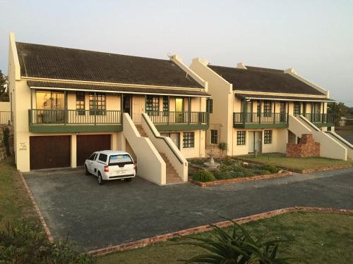 Фотография гостиницы Settler Sands Resort - Holsboer Vacations