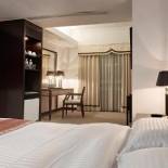 Фотография гостиницы La Plaza Hotel