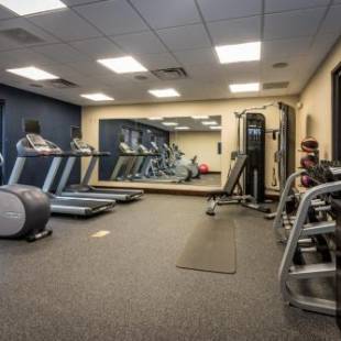 Фотографии гостиницы 
            Hampton Inn & Suites By Hilton Hammond, In