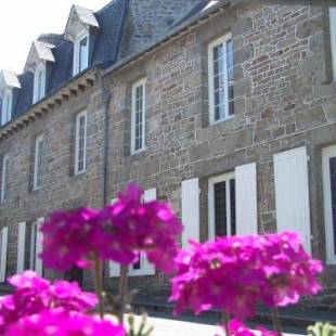 Фотографии гостиницы 
            Logis Hôtel du Commerce