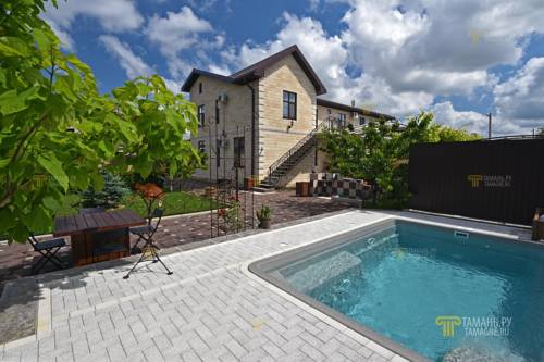 Фотография гостевого дома Радужная, 12