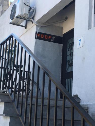 Фотография мини отеля Roofs Tbilisi