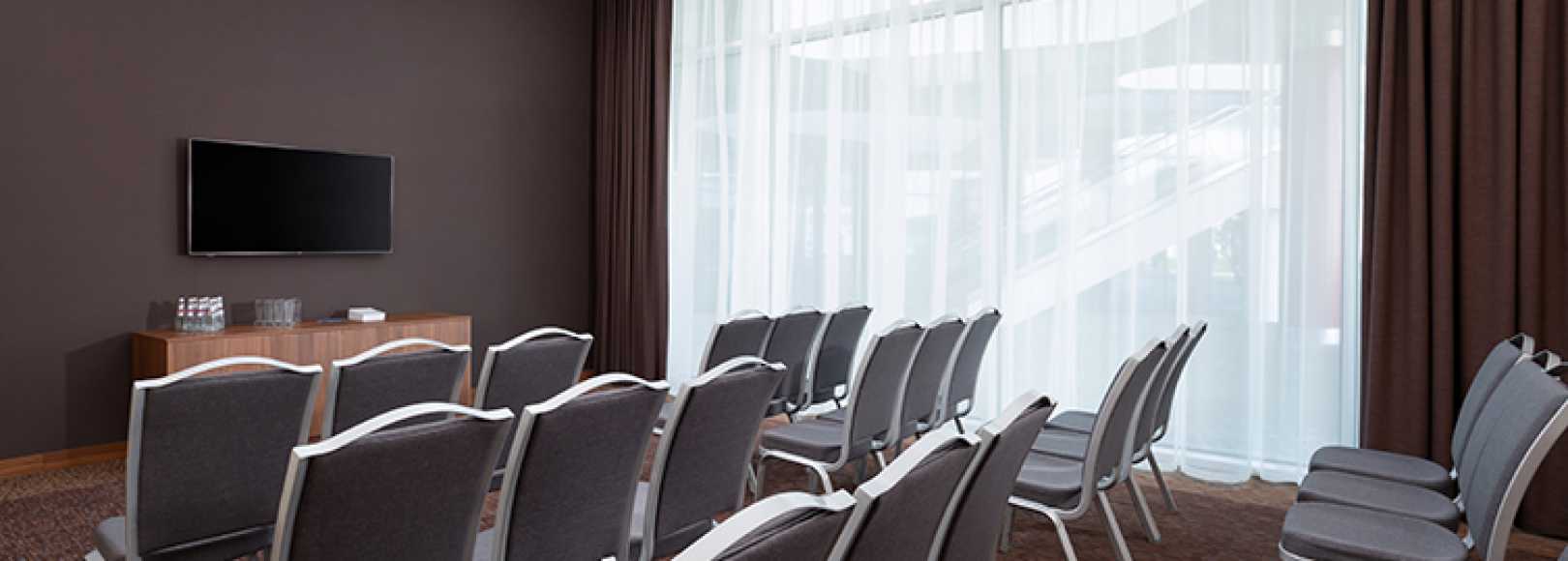 Фотография комнаты для переговоров Сира