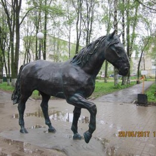 Фотография памятника Памятник Лошади