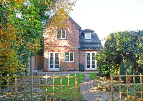 Фотографии гостевого дома 
            Century House