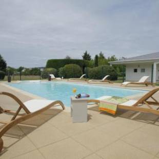 Фотографии гостиницы
Hôtel Grand Confort Le Moulin Rouge