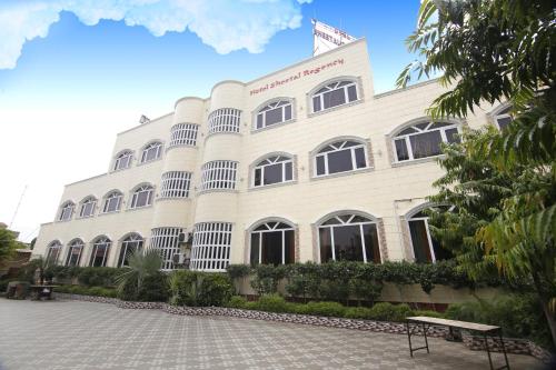 Фотография гостиницы Hotel Sheetal Regency,Near Janambhumi