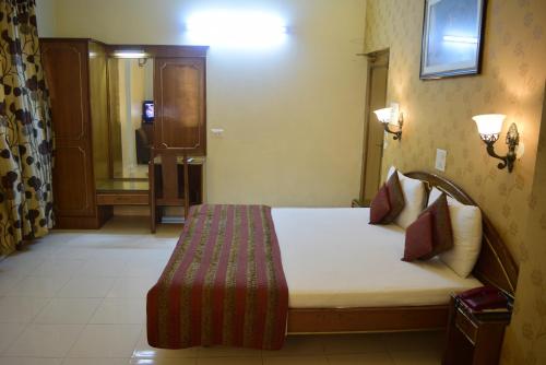 Фотография гостиницы hotel k k continental