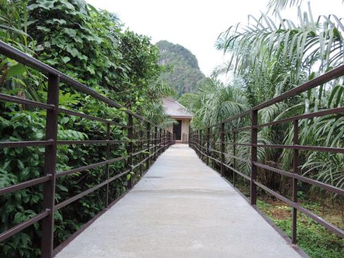 Фотография гостиницы Khaosok Good view Resort - SHA PLUS