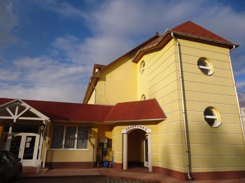 Фотография мини отеля Invest Vendégház