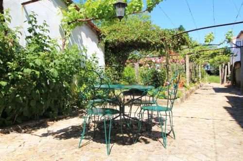 Фотография гостевого дома Casa dos Ouriços