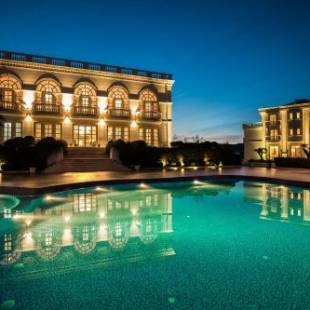 Фотографии гостиницы 
            Royal Hill Hotel