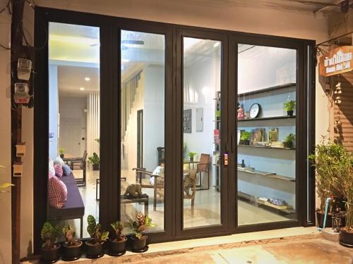 Фотографии хостела
Baan Nai Soi Mini Hotel