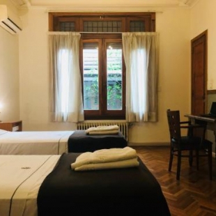 Фотография гостевого дома Baires House