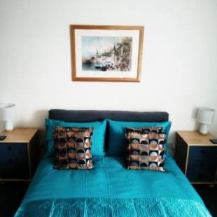 Фотографии мини отеля
The Corner House