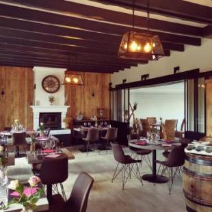 Фотографии гостиницы
Auberge Saint-Jean